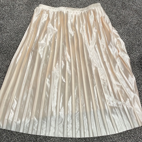 SOLD - Picture 2 of 5